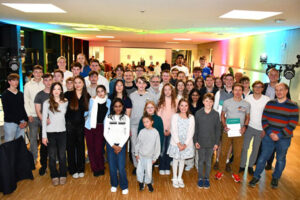 77 Sportlerinnen und Sportler erhalten verdiente Ehrungen